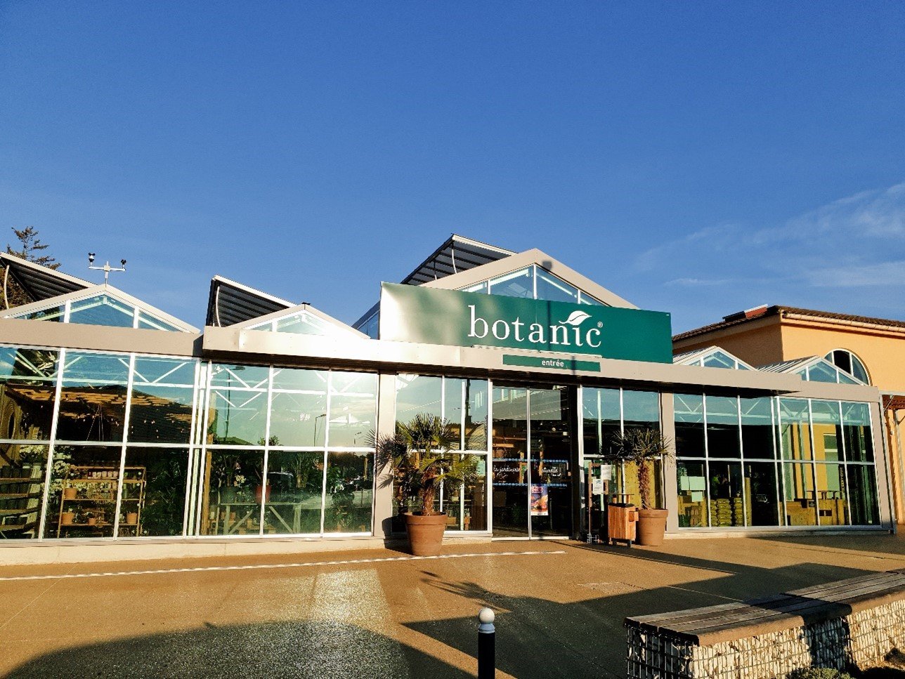 Logo de la jardinerie animalerie botanic, magasin de La Pioline à Aix